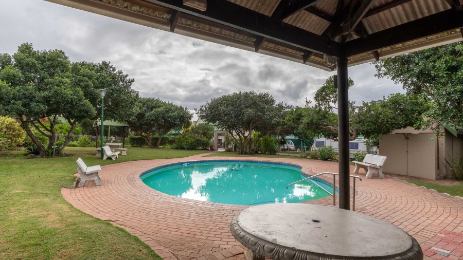 5 Bedroom Property for Sale in Twee Kuilen Western Cape